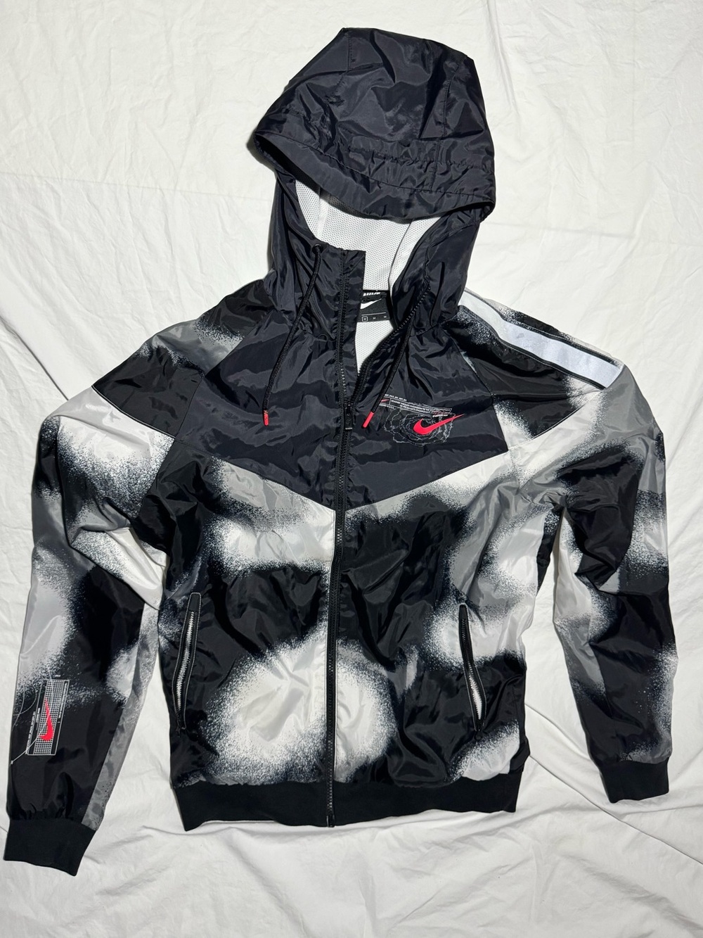 Nike NSW Space to Dream Full Zip Windbreaker Hoodie Men’s Size Medium